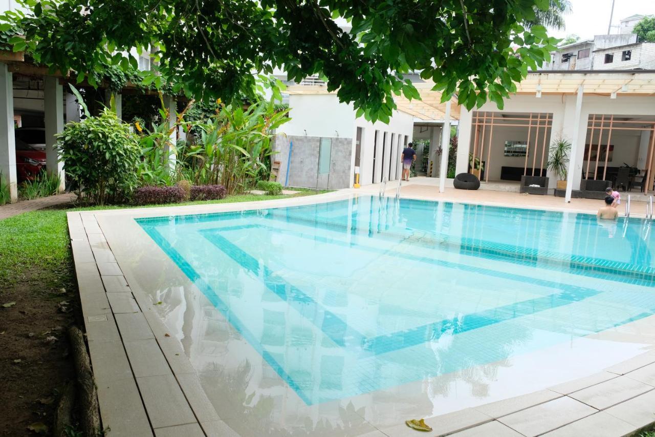 2-Bedroom Boutique City Condo - Newly Renovated! Cebú Exterior foto